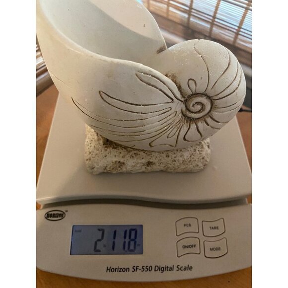 Natilus Spiral Seashell Ceramic Stone Sculpure Display, Length 6 X 4.5… - Picture 11 of 11